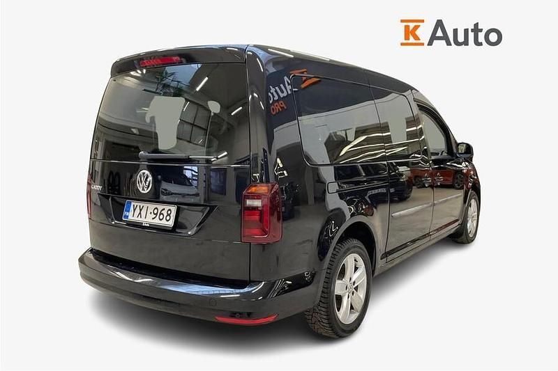 Käytetty VW Caddy Maxi Business 102 HP (75 kW) 2019 Musta Tila-auto