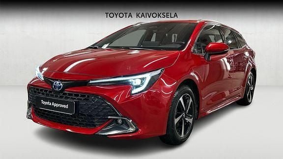 Käytetty Toyota Corolla Edition 140 HP (102 kW) 2024 Punainen Farmari