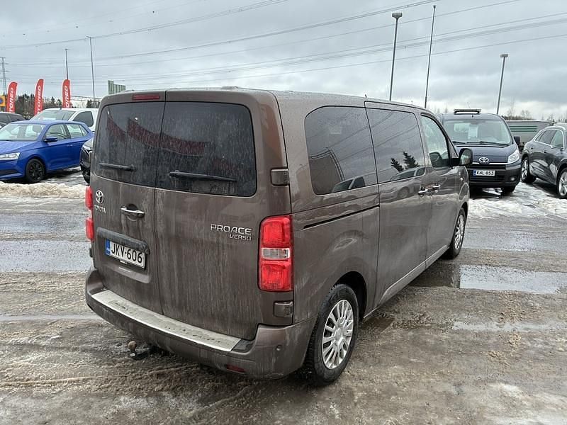 Käytetty Toyota Proace Verso Active 150 HP (110 kW) 2018 Farmari