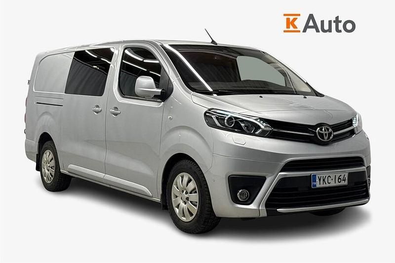 Käytetty Toyota Proace 177 HP (130 kW) 2018 Tila-auto