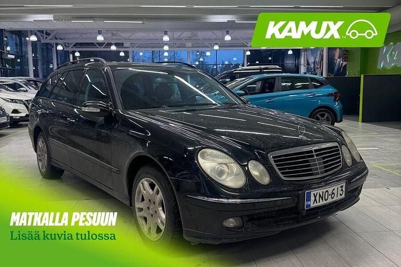 Musta Käytetty 2004 Mercedes E320 Farmari | 8 900 € - Kuva 1/4