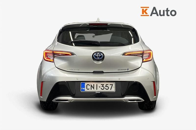 Käytetty Toyota Corolla Active 184 HP (135 kW) 2019 Hopea Viistoperä
