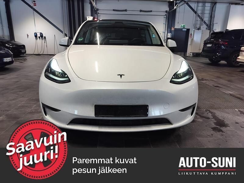 Käytetty Tesla Model Y Performance 336 kW (457 HP) 2023 Katumaasturi