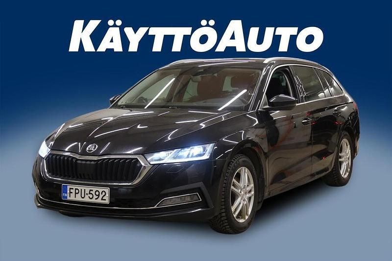 Käytetty Skoda Octavia Style 150 HP (110 kW) 2021 Musta Farmari