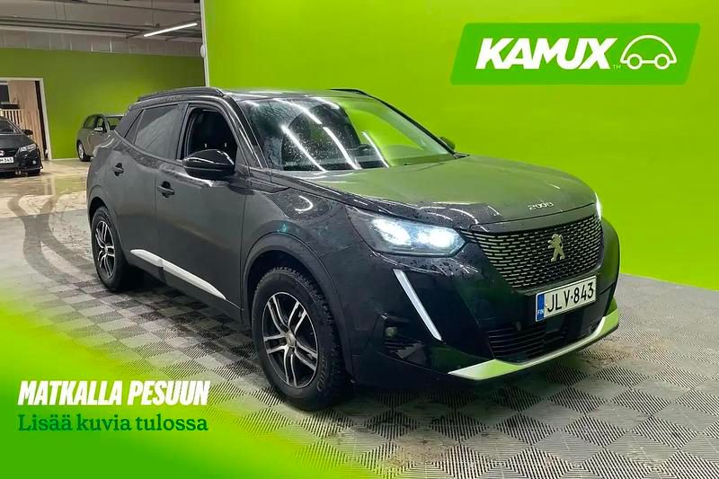 Käytetty Peugeot 2008 Allure 131 HP (96 kW) 2021 Musta Katumaasturi