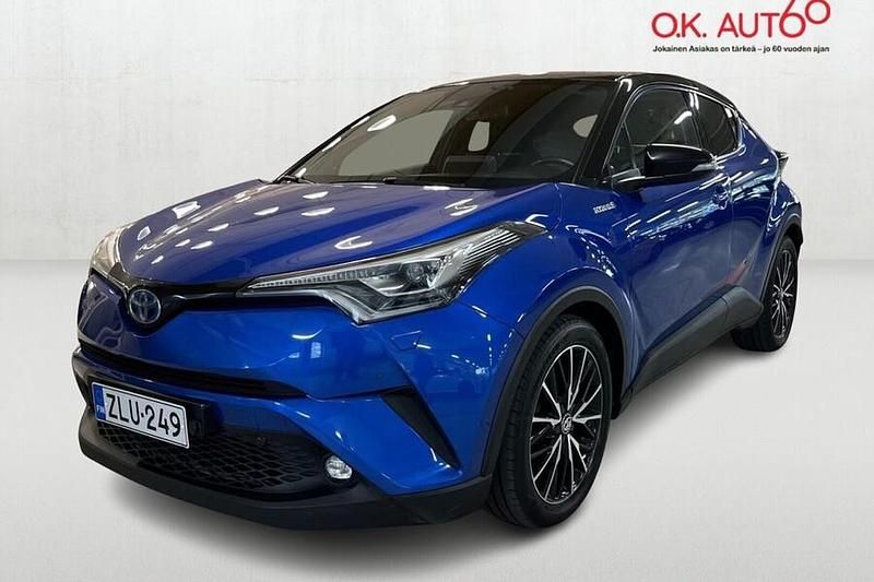 Sininen Käytetty 2018 Toyota C-HR Katumaasturi | 14 880 € (Perustarjous) - Kuva 1/4