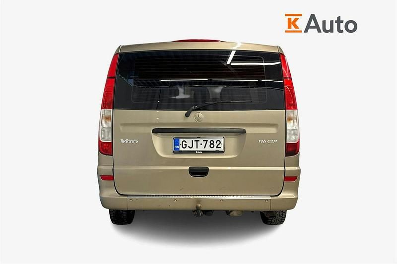 Käytetty Mercedes Vito 163 HP (119 kW) 2011 Ruskea (beige) Van