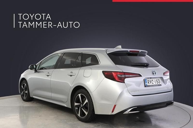 Käytetty Toyota Corolla Edition 140 HP (102 kW) 2023 Hopea Farmari