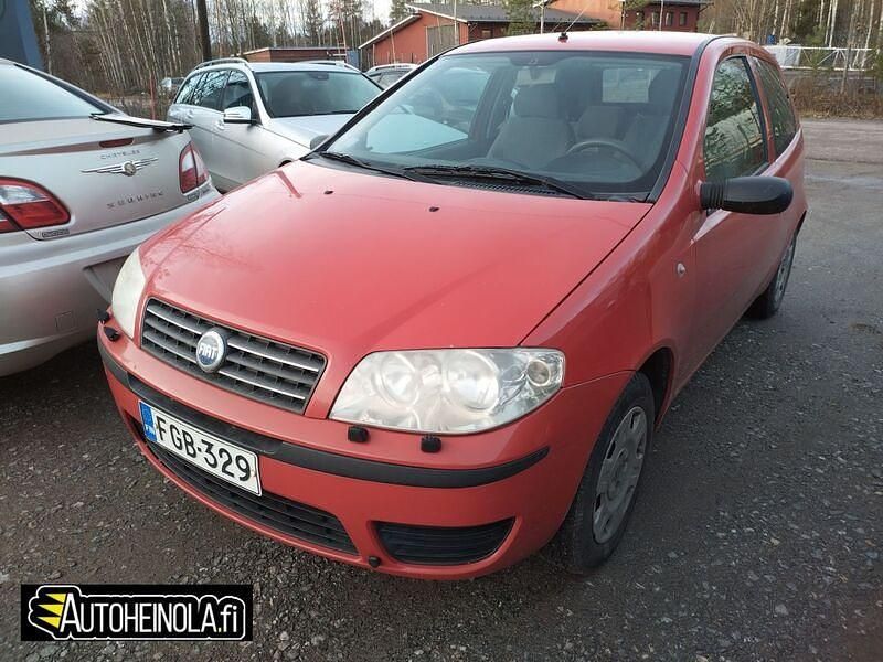 Käytetty 2003 Fiat Punto S Viistoperä | 1 000 € - Kuva 1/4