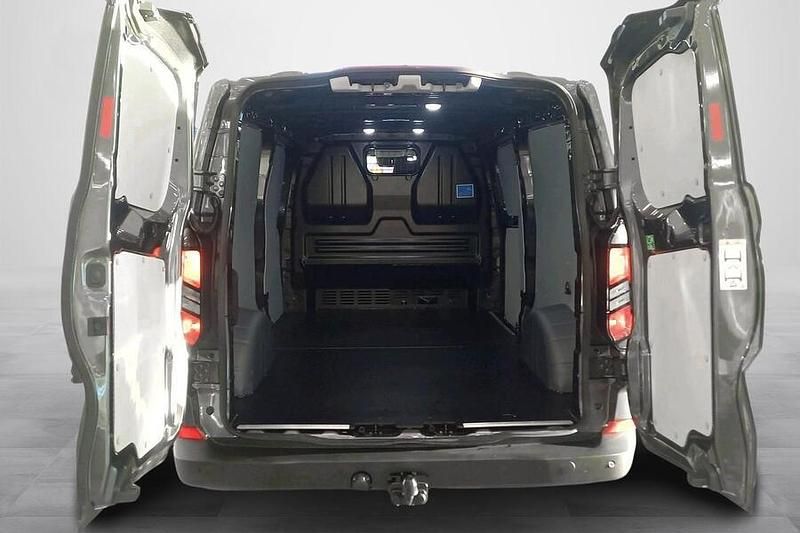 Uusi Ford Transit Custom Trend 2025 Van