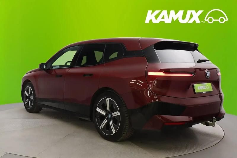 Käytetty BMW iX Sport Line 239 kW (326 HP) 2022 Punainen Katumaasturi