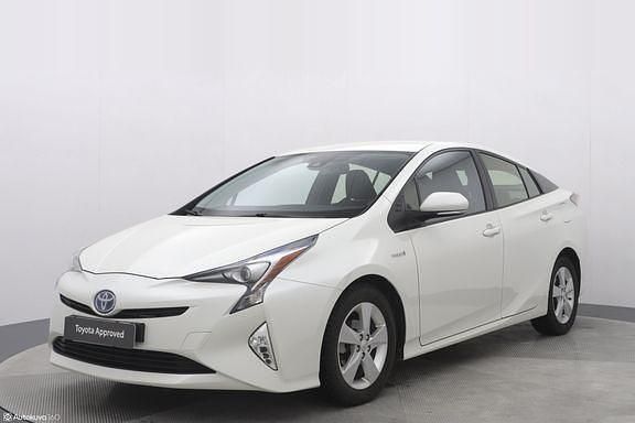 Valkoinen Käytetty 2017 Toyota Prius Active Viistoperä | 19 800 € (Perustarjous) - Kuva 1/4