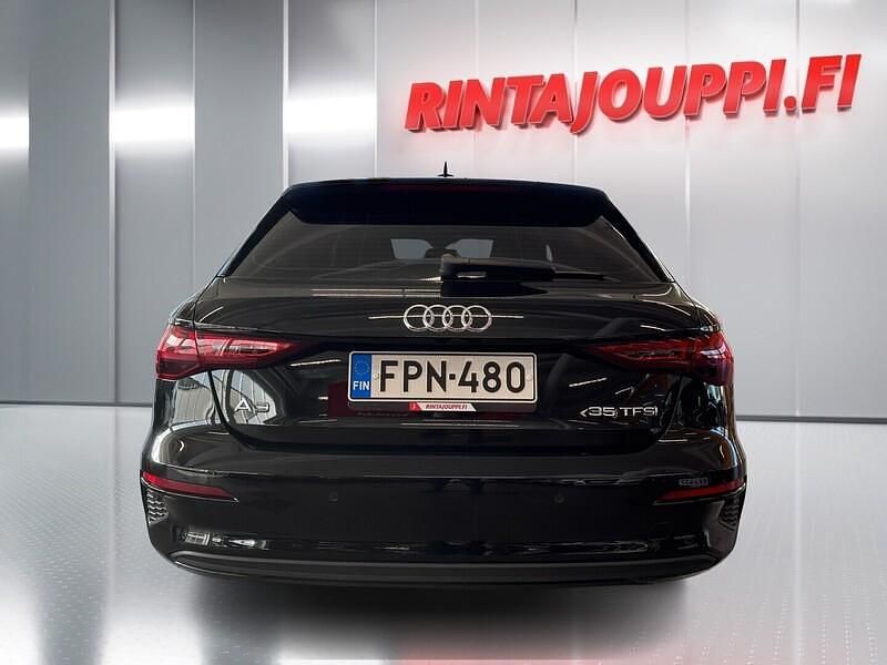 Käytetty Audi A3 Sportback Business 150 HP (110 kW) 2020 Viistoperä