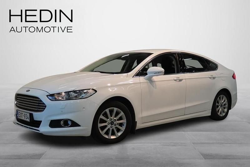 Valkoinen Käytetty 2017 Ford Mondeo Trend Viistoperä | 9 300 € (Hyvä tarjous) - Kuva 1/4