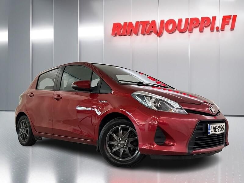 Käytetty 2014 Toyota Yaris Hybrid Active Viistoperä | 8 600 € - Kuva 1/3