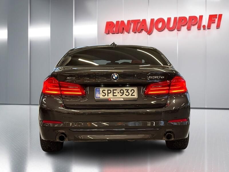Käytetty BMW 530e Sport Line 252 HP (185 kW) 2020 Sedan
