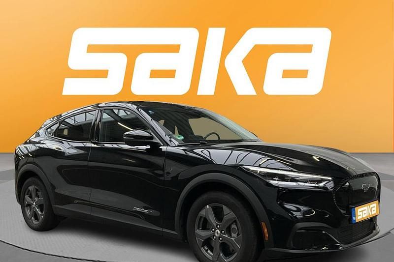 Käytetty Ford Mustang Mach-E Premium 216 kW (294 HP) 2022 Katumaasturi