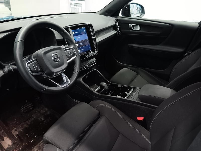 Käytetty Volvo XC40 Plus 175 kW (238 HP) 2023 Katumaasturi