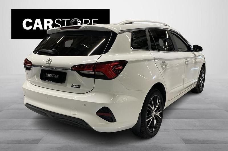 Käytetty MG MG5 EV Luxury 114 kW (156 HP) 2022 Farmari