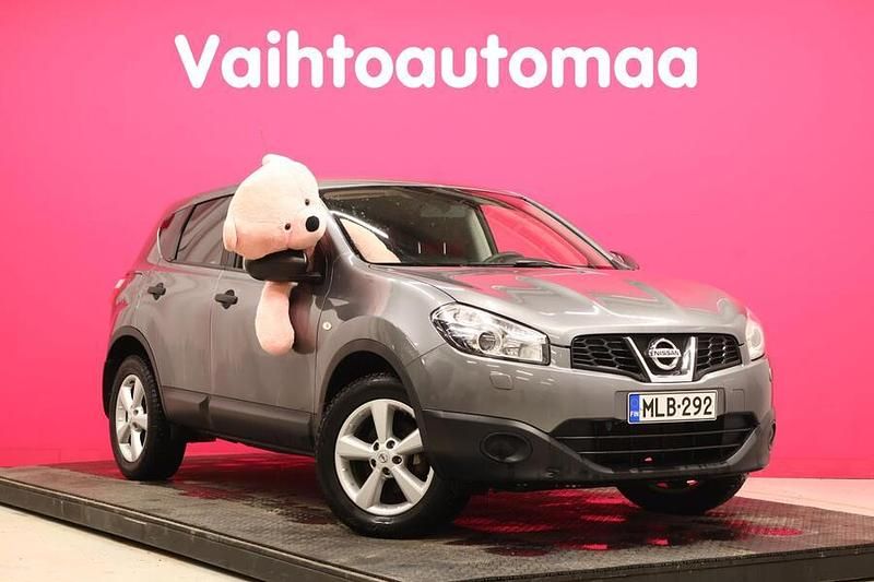 Käytetty Nissan Qashqai 117 HP (86 kW) 2012 Katumaasturi