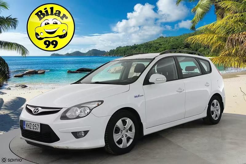Käytetty Hyundai i30 Comfort 116 HP (85 kW) 2011 Farmari