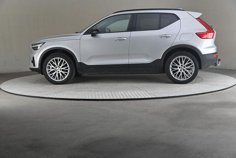 Käytetty Volvo XC40 Plus 300 kW (408 HP) 2024 Katumaasturi