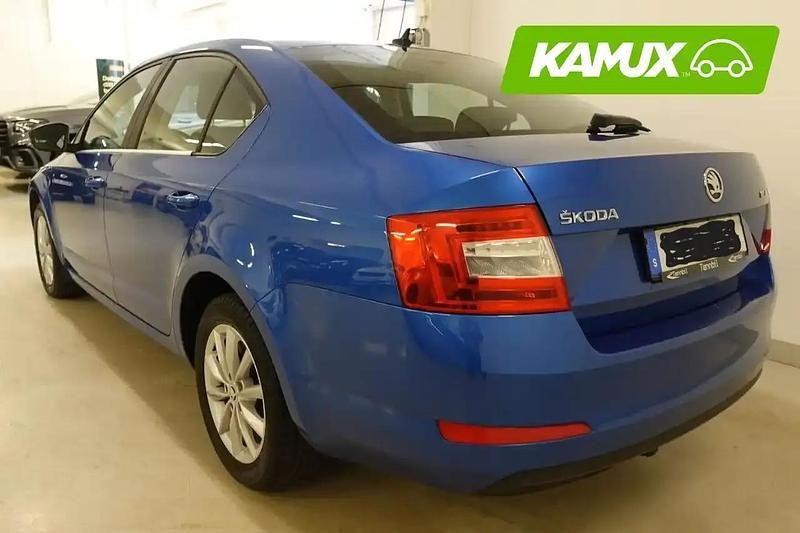 Käytetty Skoda Octavia Ambition 140 HP (102 kW) 2014 Sininen Viistoperä