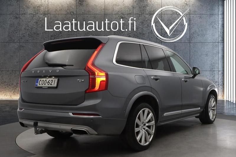 Käytetty Volvo XC90 Inscription 320 HP (235 kW) 2016 Katumaasturi