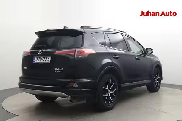 Käytetty Lexus IS300h 2014