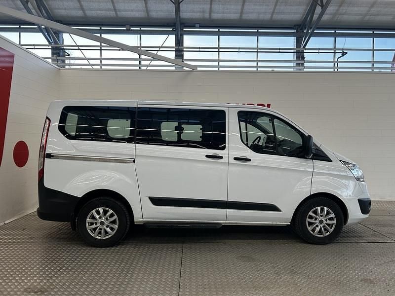Käytetty Ford Tourneo Trend 131 HP (96 kW) 2017 Tila-auto
