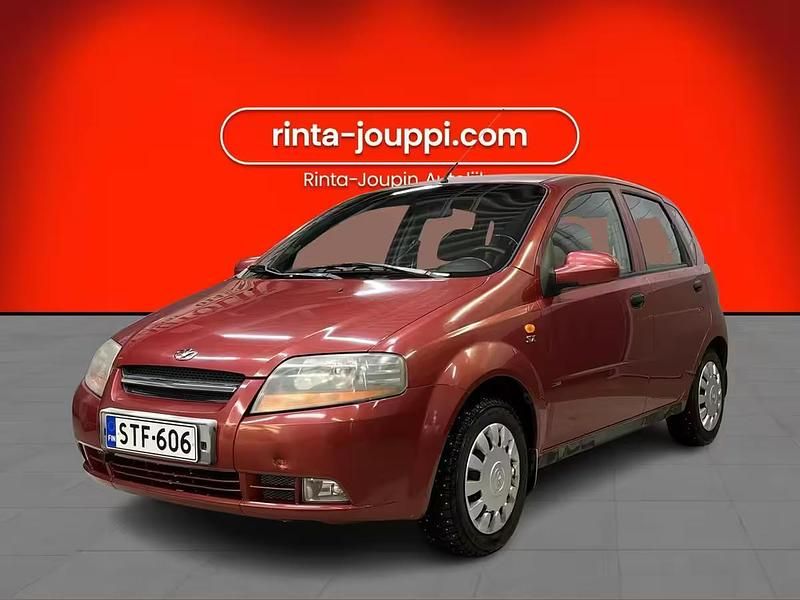 Käytetty Chevrolet Kalos SX 94 HP (69 kW) 2003 Punainen Viistoperä