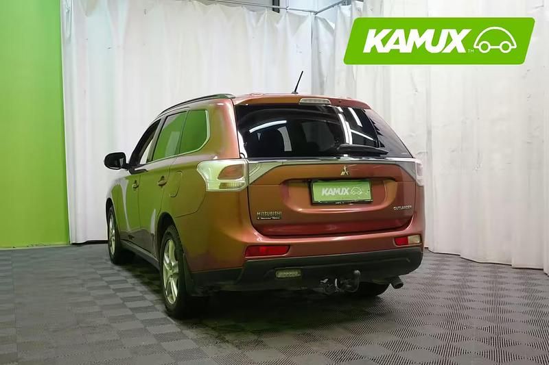 Käytetty Mitsubishi Outlander Plus 150 HP (110 kW) 2012 Oranssi Katumaasturi