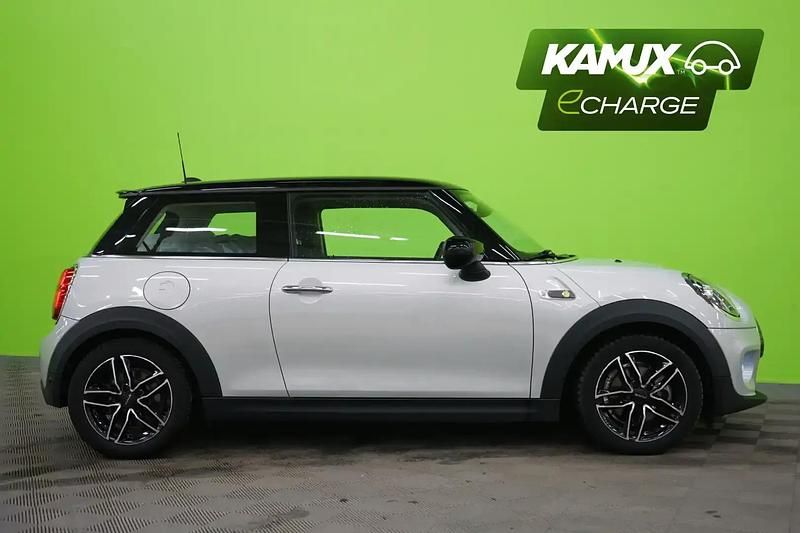 Käytetty Mini Cooper SE Essential 135 kW (184 HP) 2021 Hopea / harmaa Viistoperä