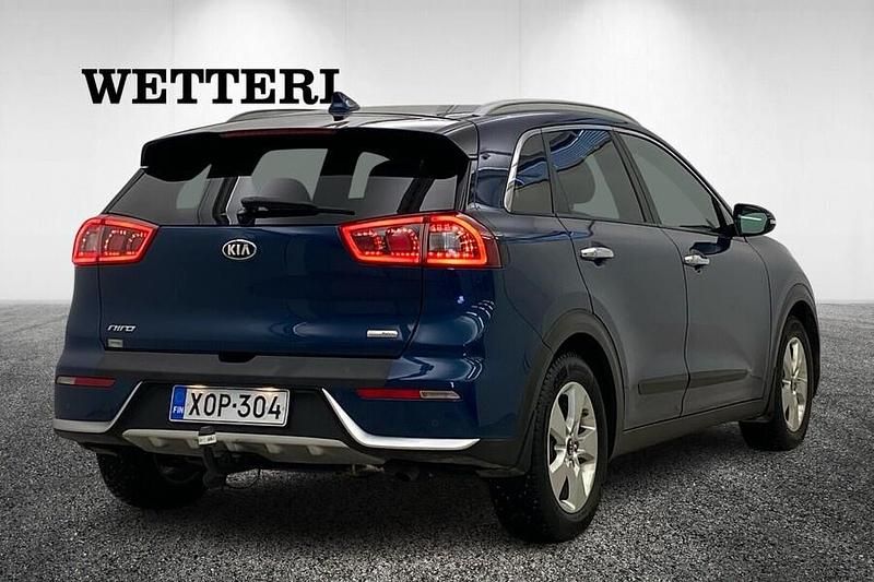 Käytetty Kia Niro EX 105 HP (77 kW) 2017 Sininen Katumaasturi