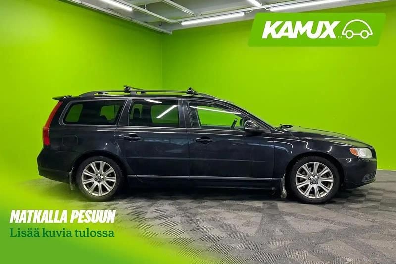 Käytetty Volvo V70 215 HP (158 kW) 2013 Musta Farmari