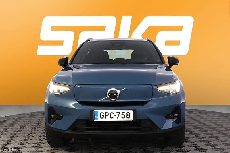 Käytetty Volvo XC40 Plus 169 kW (231 HP) 2022 Katumaasturi