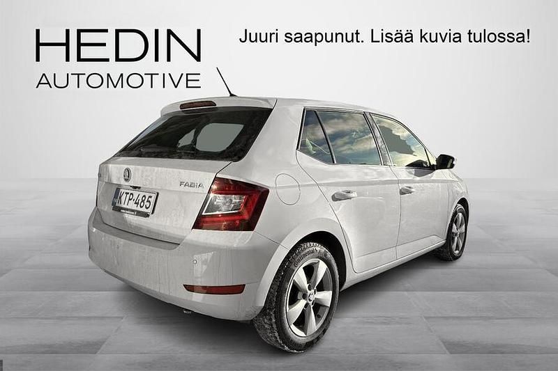 Käytetty Skoda Fabia Style 95 HP (69 kW) 2019 Valkoinen Viistoperä