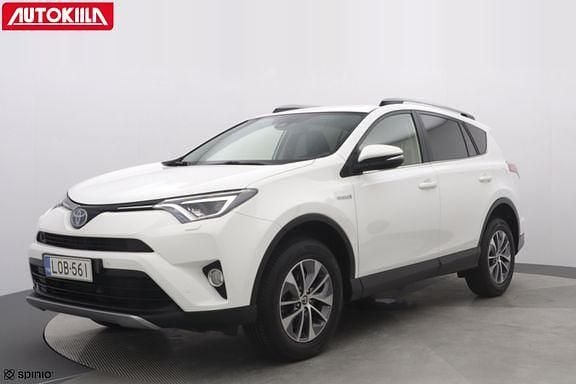 Valkoinen Käytetty 2017 Toyota RAV4 Active Katumaasturi | 21 450 € (Perustarjous) - Kuva 1/4
