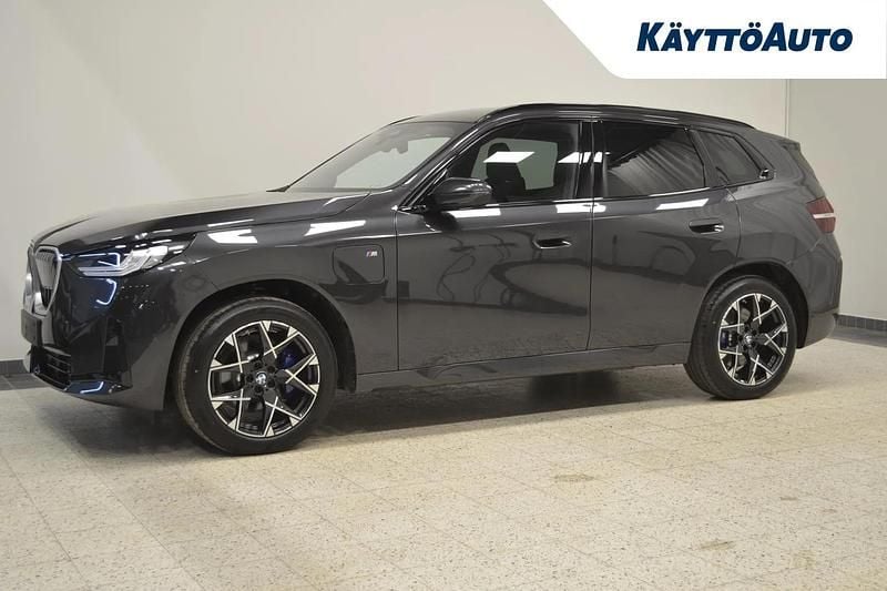 Uusi BMW X3 Shadowline 299 HP (219 kW) 2025 Sophistograu brillia Katumaasturi