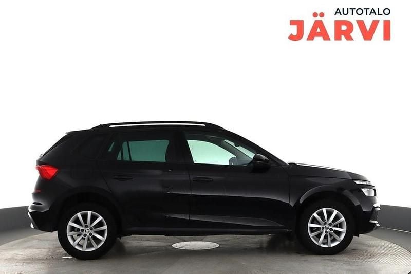 Käytetty Skoda 110 R Ambition 110 HP (80 kW) 2022 Musta Viistoperä