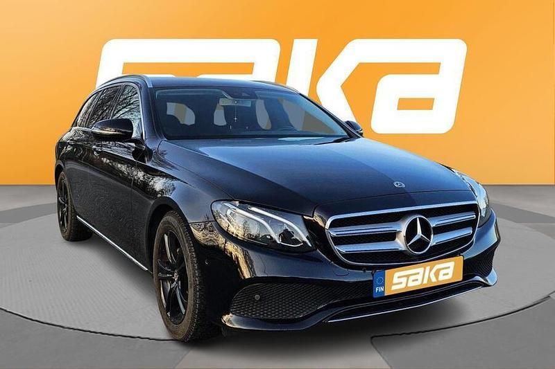 Käytetty Mercedes E200 Business 150 HP (110 kW) 2018 Farmari