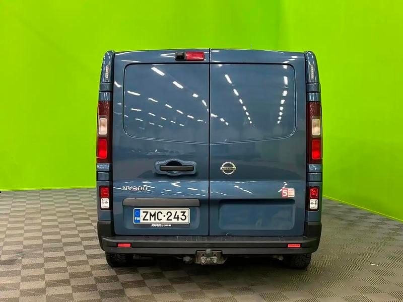 Käytetty Nissan NV300 146 HP (107 kW) 2018 Sininen Van