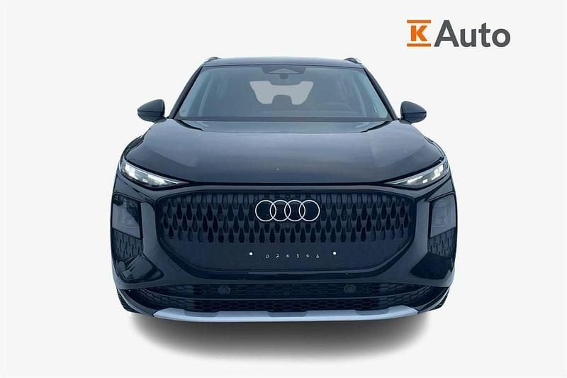 Uusi Audi Q3 201 HP (147 kW) 2026 Musta Katumaasturi