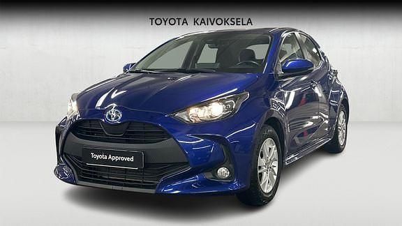 Sininen Käytetty 2024 Toyota Yaris Active Viistoperä | 21 990 € (Perustarjous) - Kuva 1/4