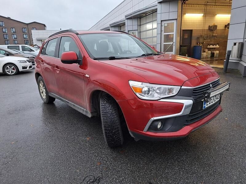 Punainen Käytetty 2017 Mitsubishi ASX Invite Katumaasturi | 12 800 € (Perustarjous) - Kuva 1/4