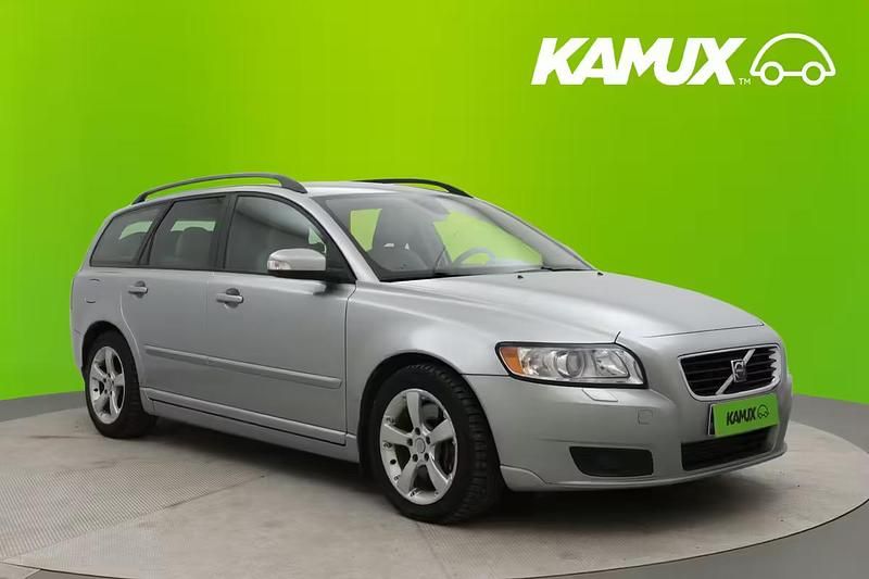 Käytetty Volvo V50 Momentum 136 HP (100 kW) 2009 Hopea / harmaa Farmari