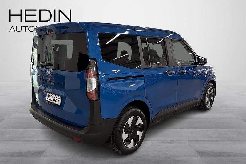 Uusi Ford Tourneo Courier Trend 100 kW (136 HP) 2025 Tila-auto