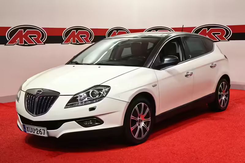 Valkoinen Käytetty 2009 Lancia Delta Viistoperä | 4 900 € - Kuva 1/4