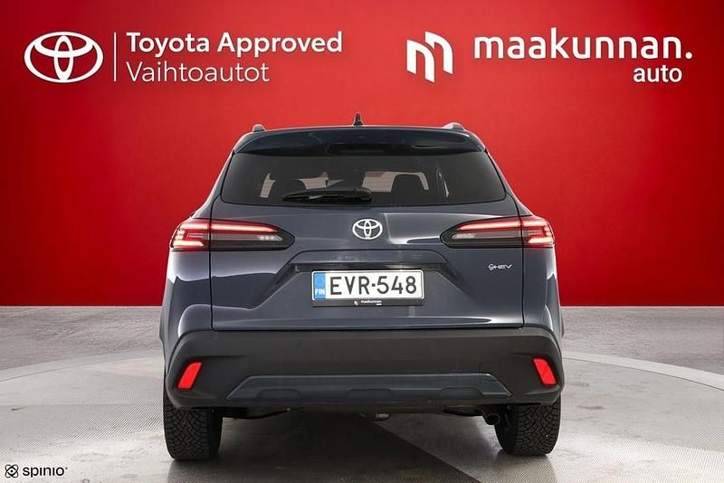 Uusi Toyota Corolla Cross Premium 197 HP (144 kW) 2025 Harmaa Katumaasturi