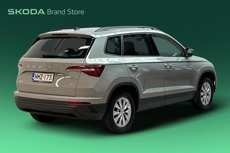 Käytetty Skoda Karoq Ambition 150 HP (110 kW) 2023 Katumaasturi